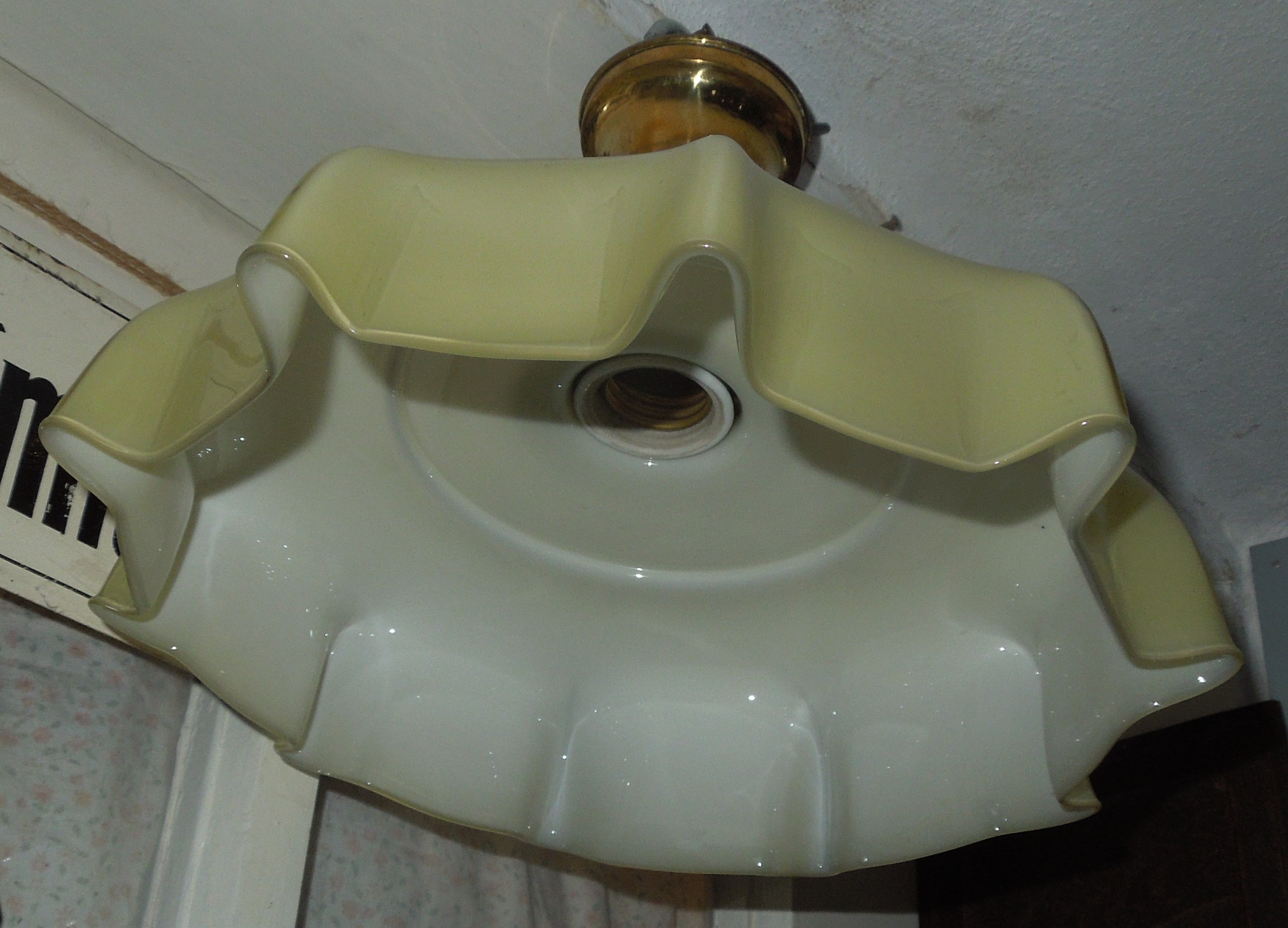 STAROŽITNOST STROPNICE 1 KS LUSTR STÍNÍTKO ŠIRM 