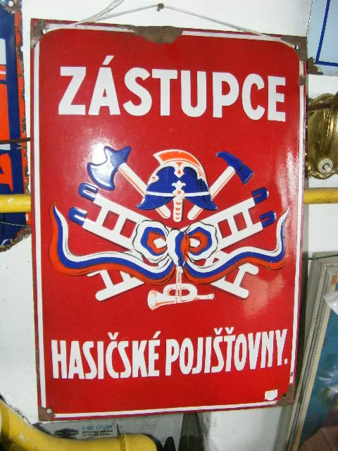 PLECHOVÁ SMALTOVÁ CEDULE ZÁSTUPCE HASIČSKÉ POJIŠŤOVNY