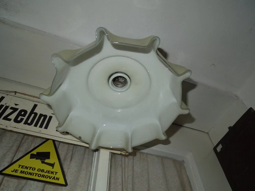 STAROŽITNÝ STROPNICE STARÝ LUSTR 1 KS STÍNÍTKO ŠIRM