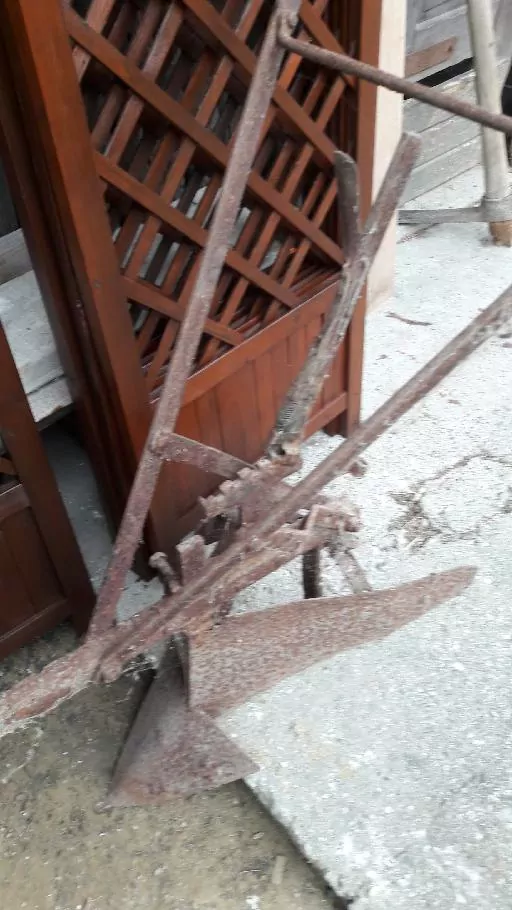 Pluh na orání starožitnost
