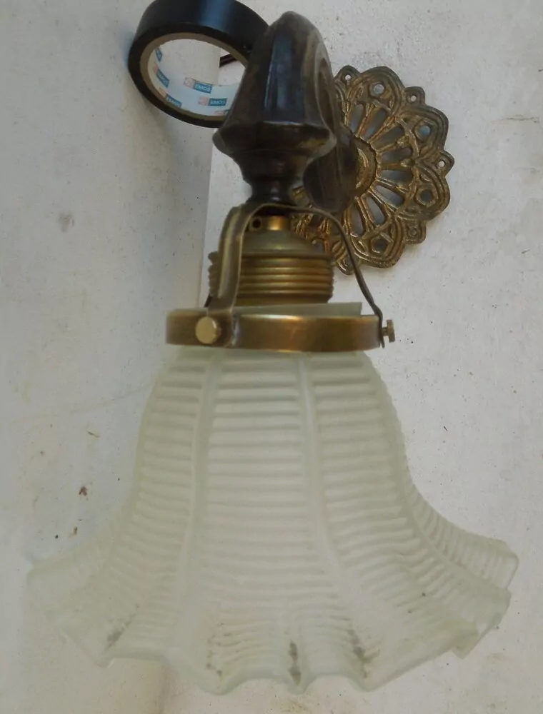 STAROŽITNÁ LAMPIČKA NA STĚNU 1 KS NÁSTĚNNÁ LAMPA