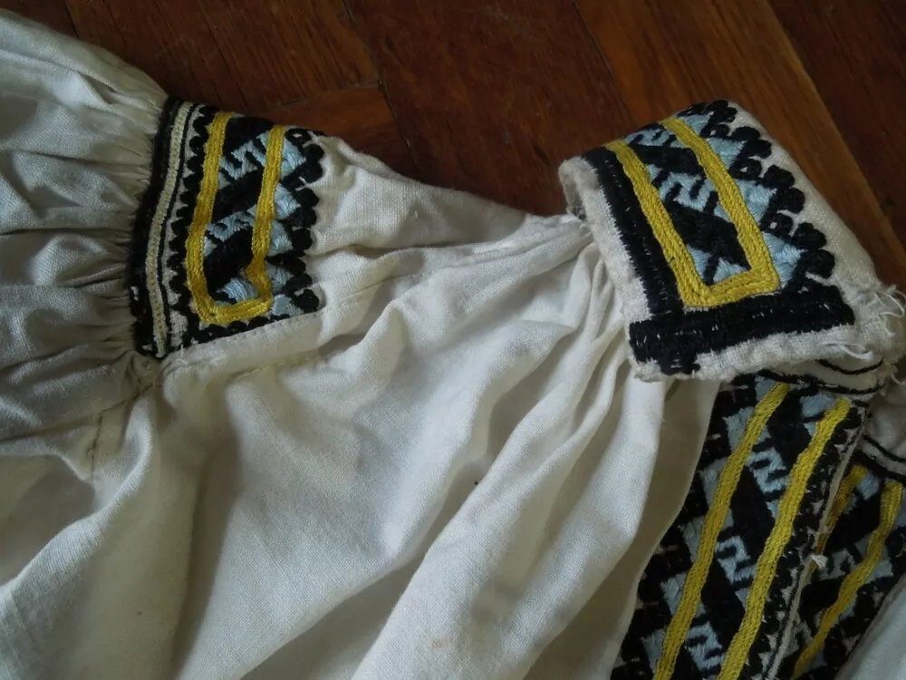 KROJ RUKÁVCE DÁMSKÉ (DÍVČÍ) 