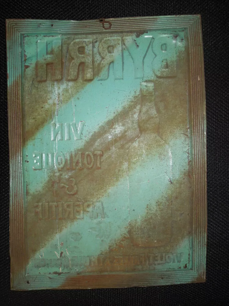 PLECHOVÁ CEDULE BYRRH