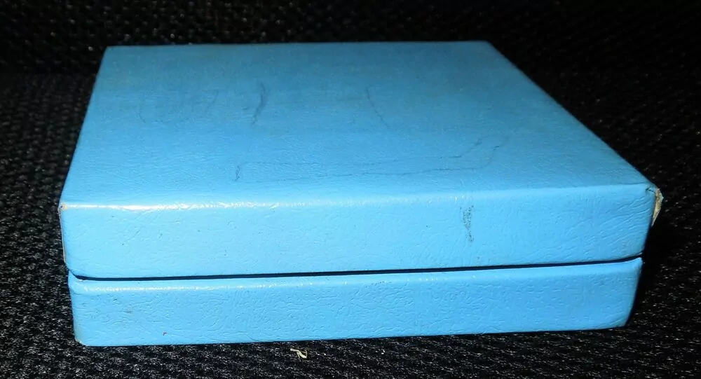 Plaketa za zásluhy o rozvoj podniku Silnice N.P. Brno