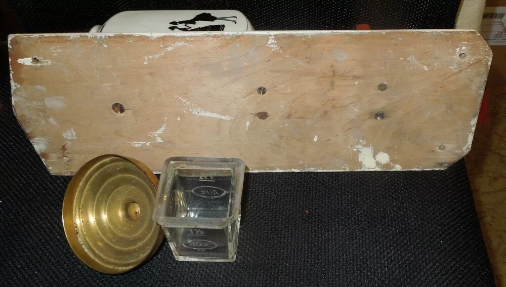 STAROŽITNÝ MLÝNEK KAFEMLÝNEK KÁVOMLÝNEK Rokoko