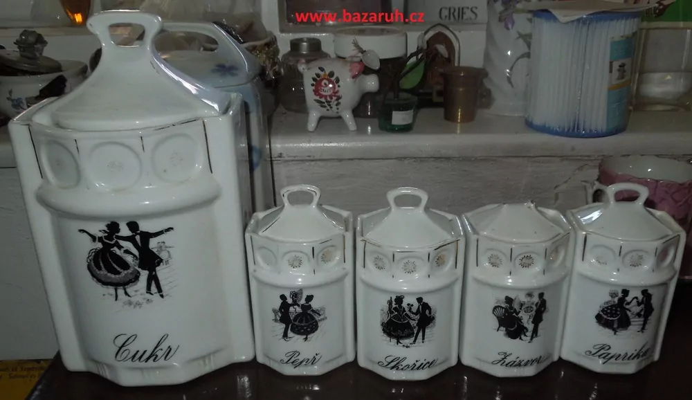 STAROŽITNOST KOŘENKY DOZY MOTIV ROKOKO