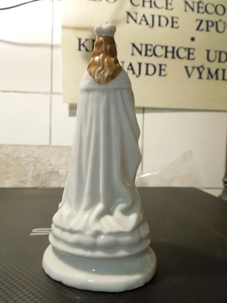 SOCHA SVATÁ 13 CM