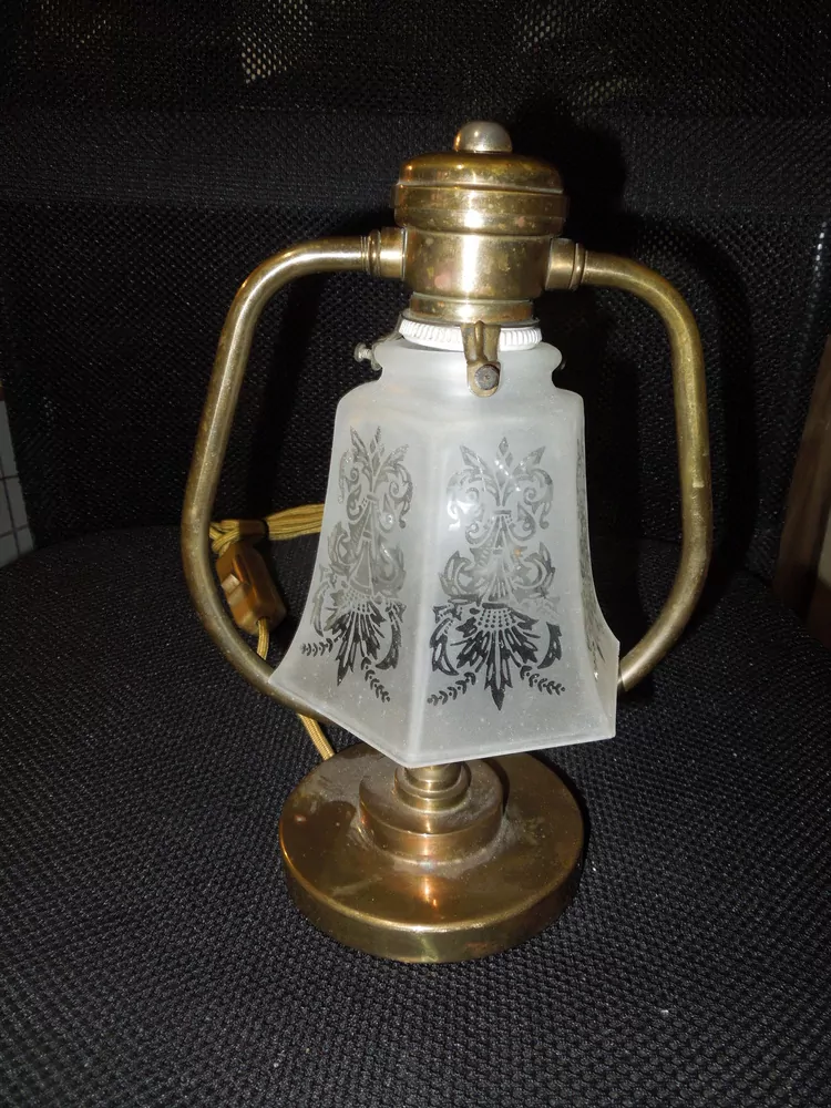 STAROŽITNÁ LAMPIČKA NA STĚNU 1 KS NÁSTĚNNÁ NEBO STOLNÍ LAMPA s vypínačem