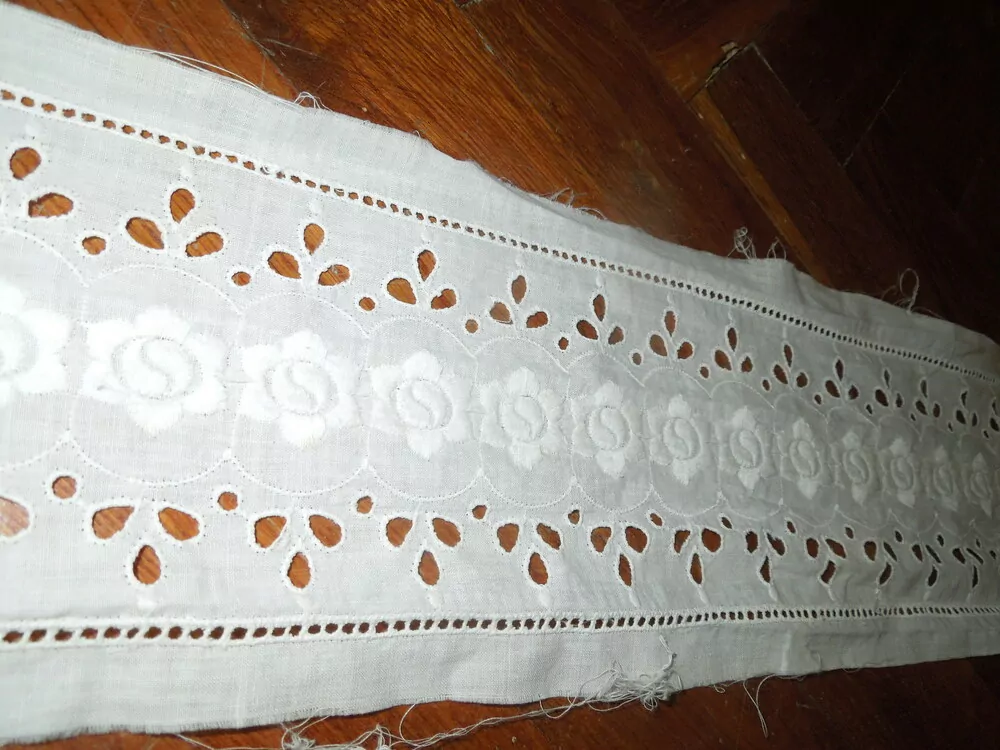 KROJ KRAJKA BALVNĚNÁ