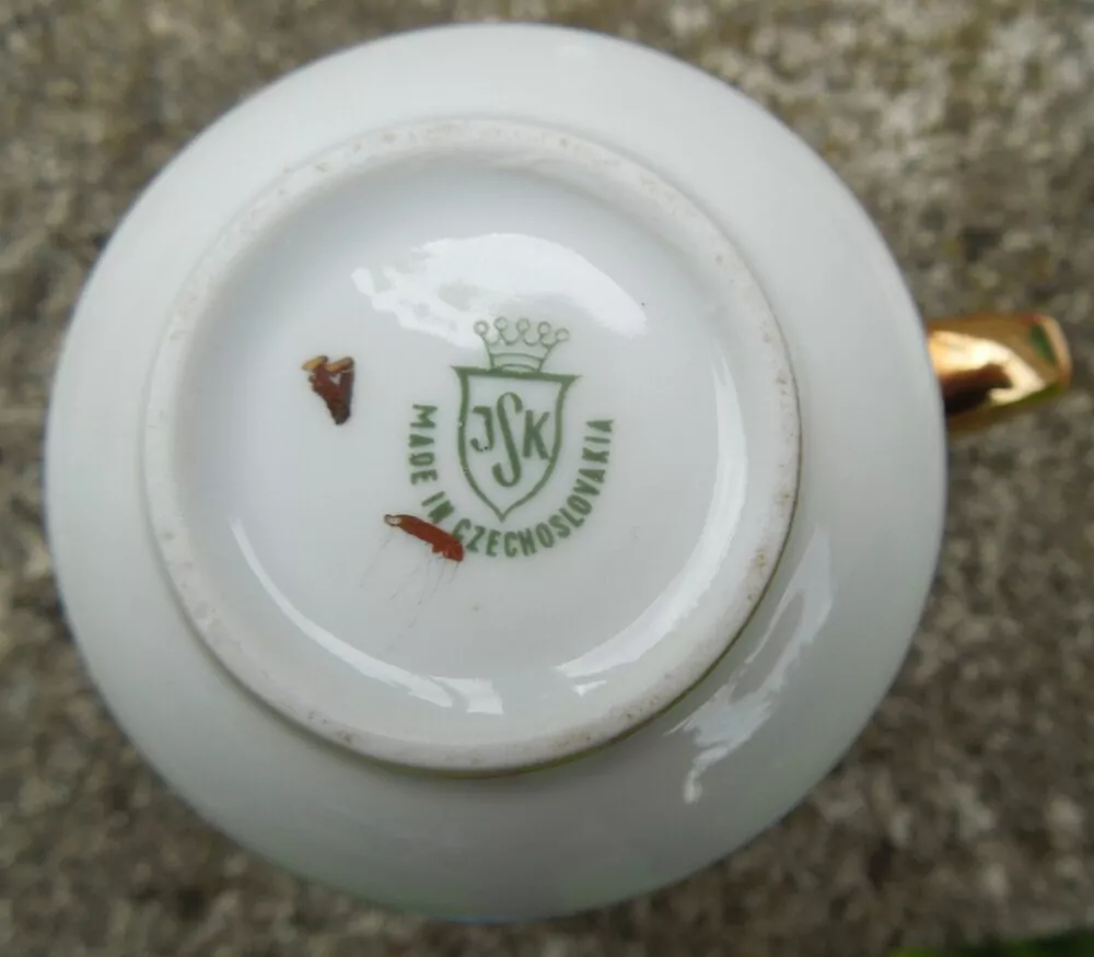 KÁVOVÁ SOUPRAVA RŮŽOVÁ SE ZLATÝM, PORCELÁN