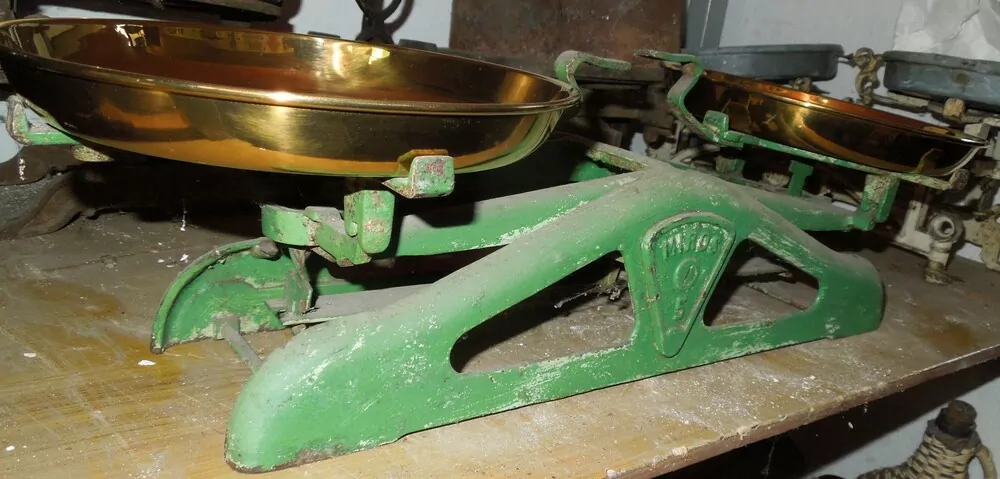 VÁHA VÁHY STAROŽITNÉ