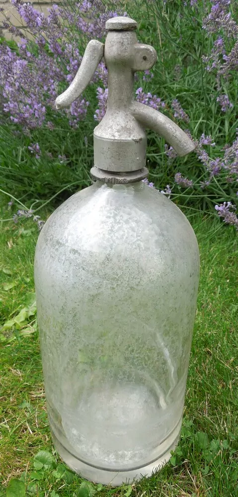 SIFONOVÁ LÁHEV, JAN PALIČKA A SYNOVIA, NEMŠOVÁ