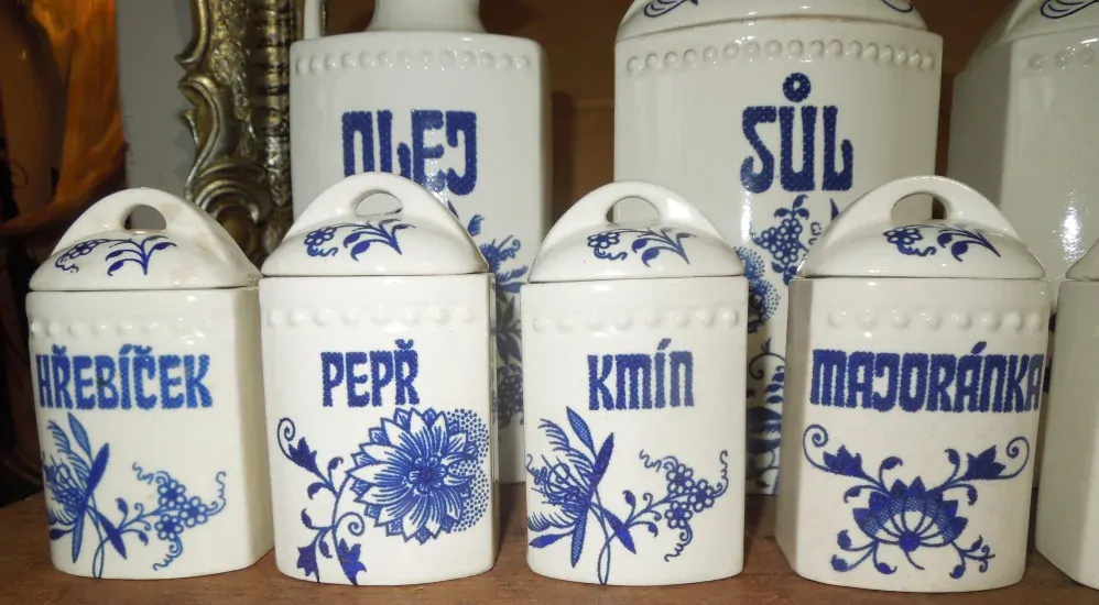 STAROŽITNOST KOŘENKY DOZY sada kořenek CIBULÁK