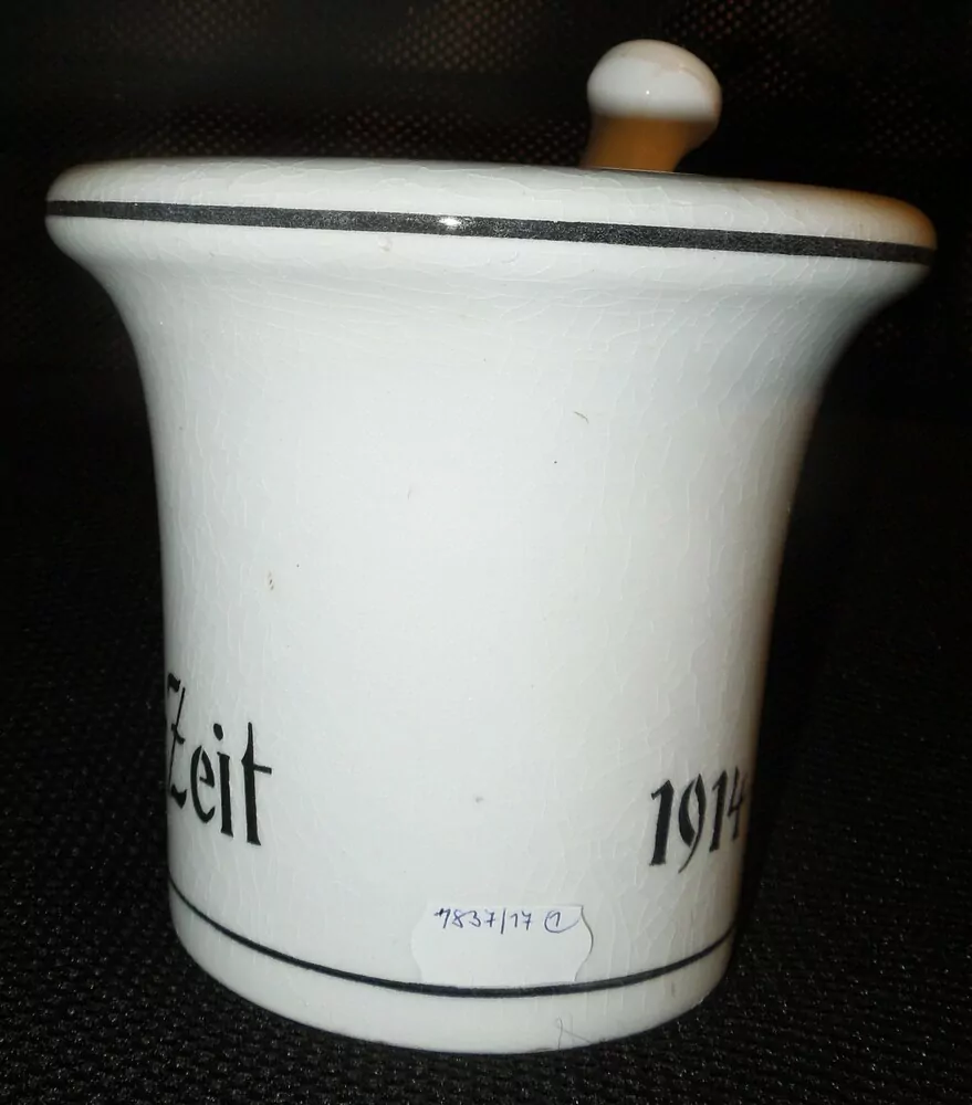 HMOŽDÍŘ PORCELÁNOVÝ RU