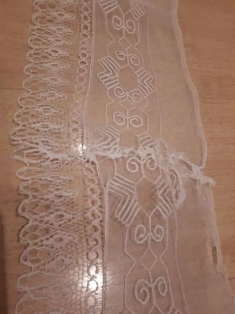 NECOVANÝ SÍŤOVANÝ OBOJEK - LÍMEC KE KROJI KROJI