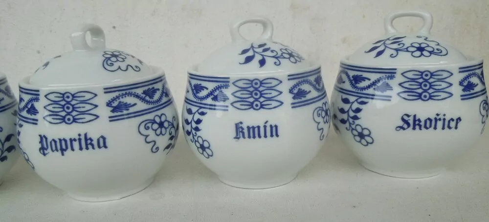 KOŘENKY DOZY MOTIV CIBULÁK