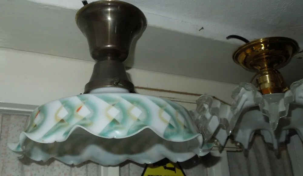 STAROŽITNOST STROPNICE 1 KS LUSTR STÍNÍTKO ŠIRM