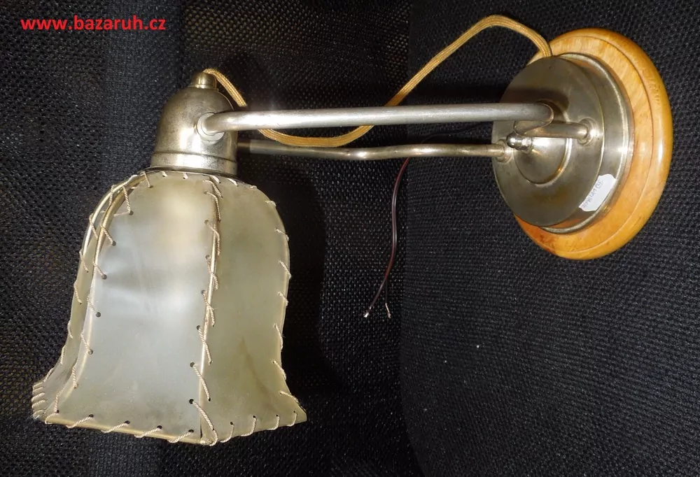 STAROŽITNÁ LAMPIČKA NA STĚNU 1 KS NÁSTĚNNÁ NEBO STOLNÍ LAMPA 