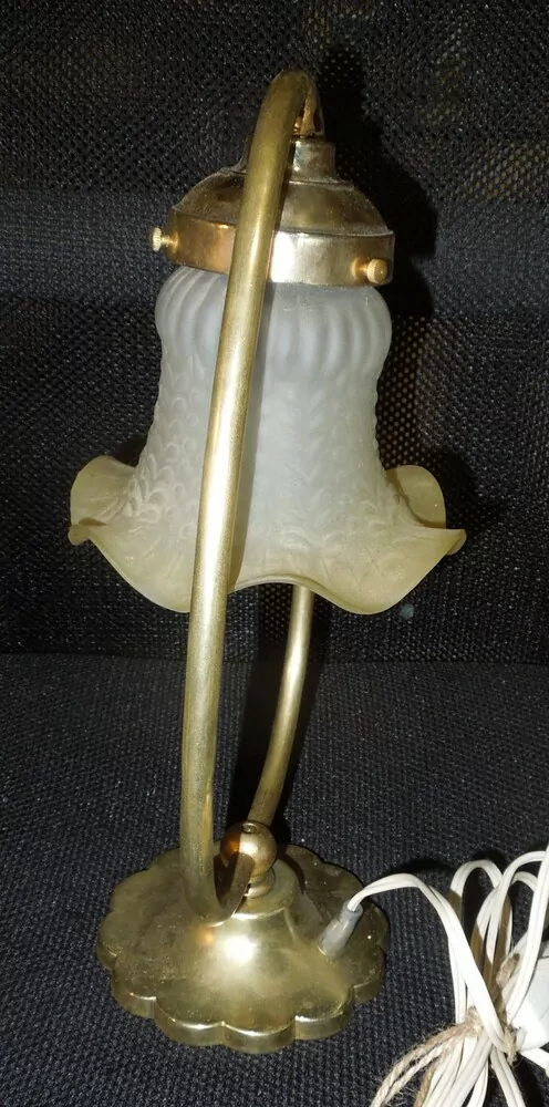 STAROŽITNÁ LAMPIČKA STOLNÍ LAMPA