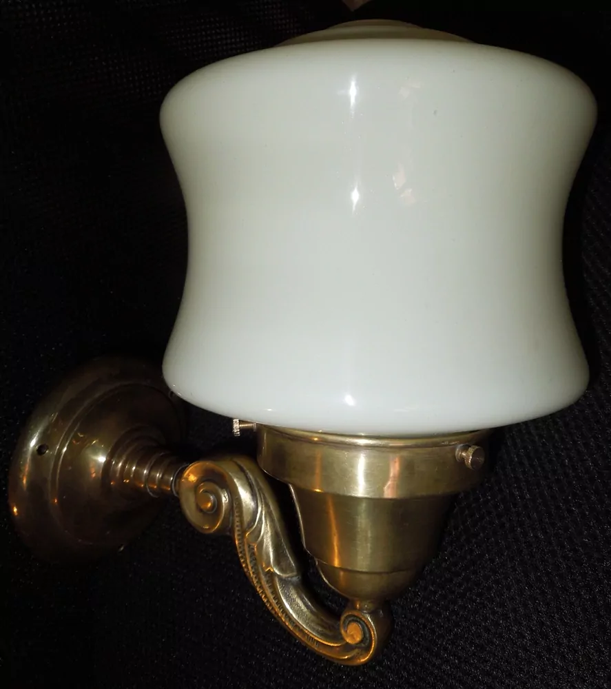 LAMPIČKA NA STĚNU 1 KS NÁSTĚNNÁ LAMPA ELEKTRICKÁ