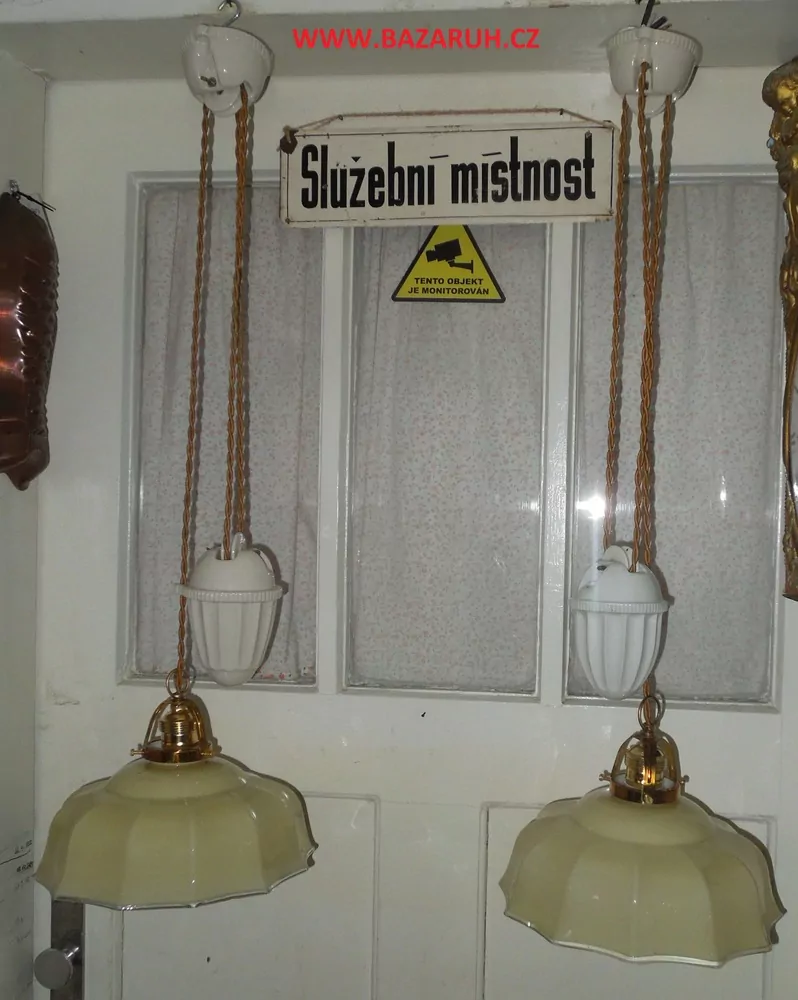 STAROŽITNÝ LUSTR STAHOVACÍ, STAHOVAČKA 2 KS PODOBNÉ