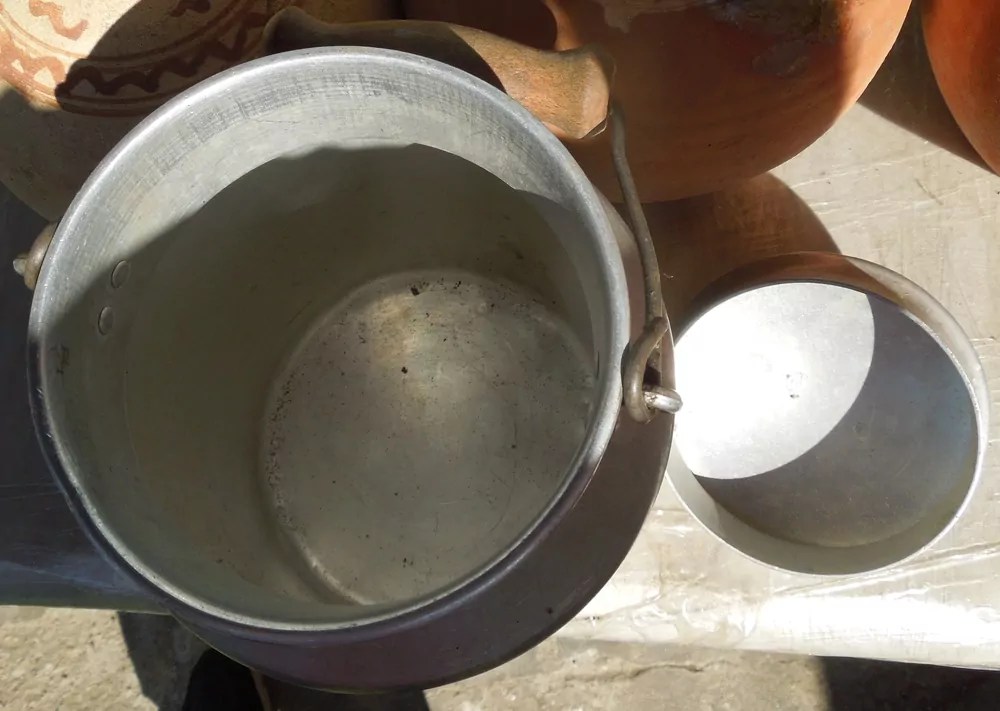 KONVA, KONVIČKA NA MLÉKO