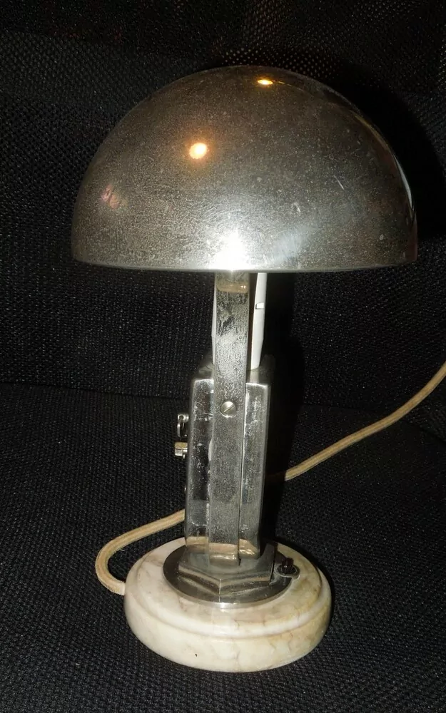 HODINY STOLNÍ KRBOVÉ V LAMPIČCE S BUDÍKEM ART DECO