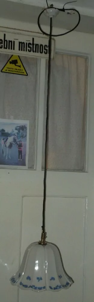 STARÝ LUSTR STÍNÍTKO PORCELÁN 1 ks modré kvítka