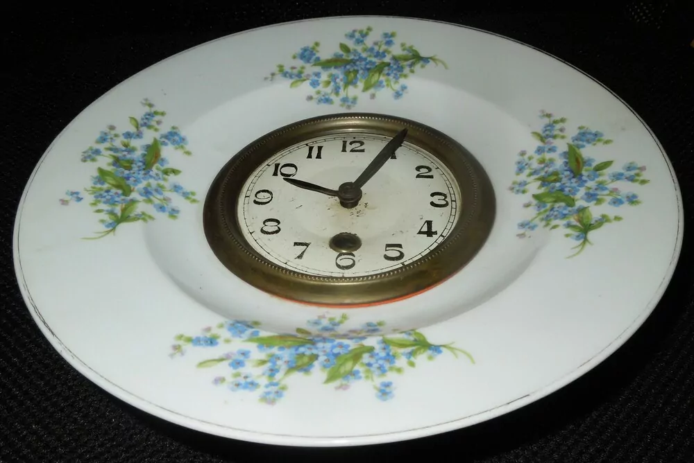 HODINY PORCELÁNOVÉ KUCHYŇSKÉ MOTIV POMNĚNKY