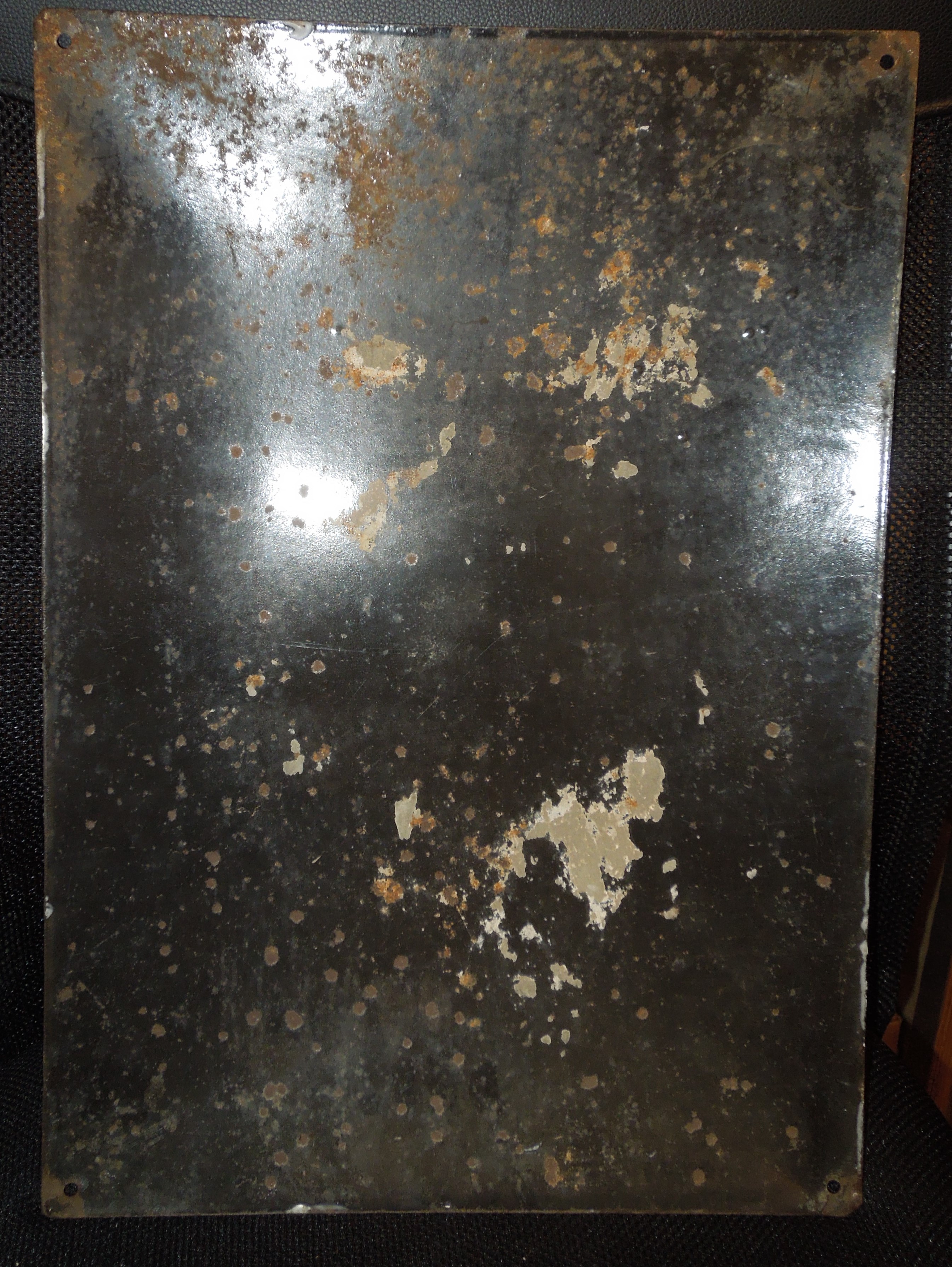 PLECHOVÁ SMALTOVÁ CEDULE VITELLO