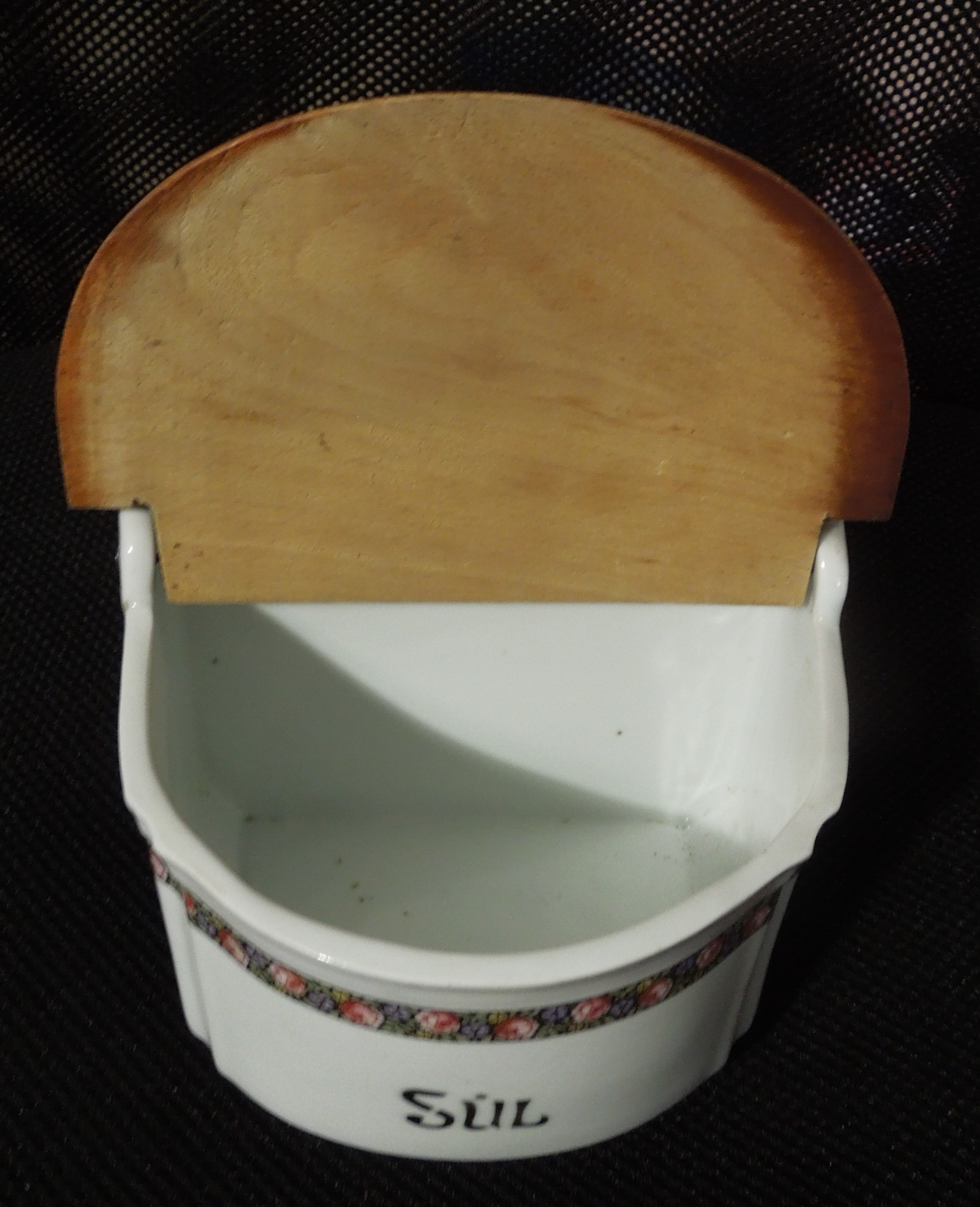 KOŘENKA DOZA ROKOKO MOUKA SŮL