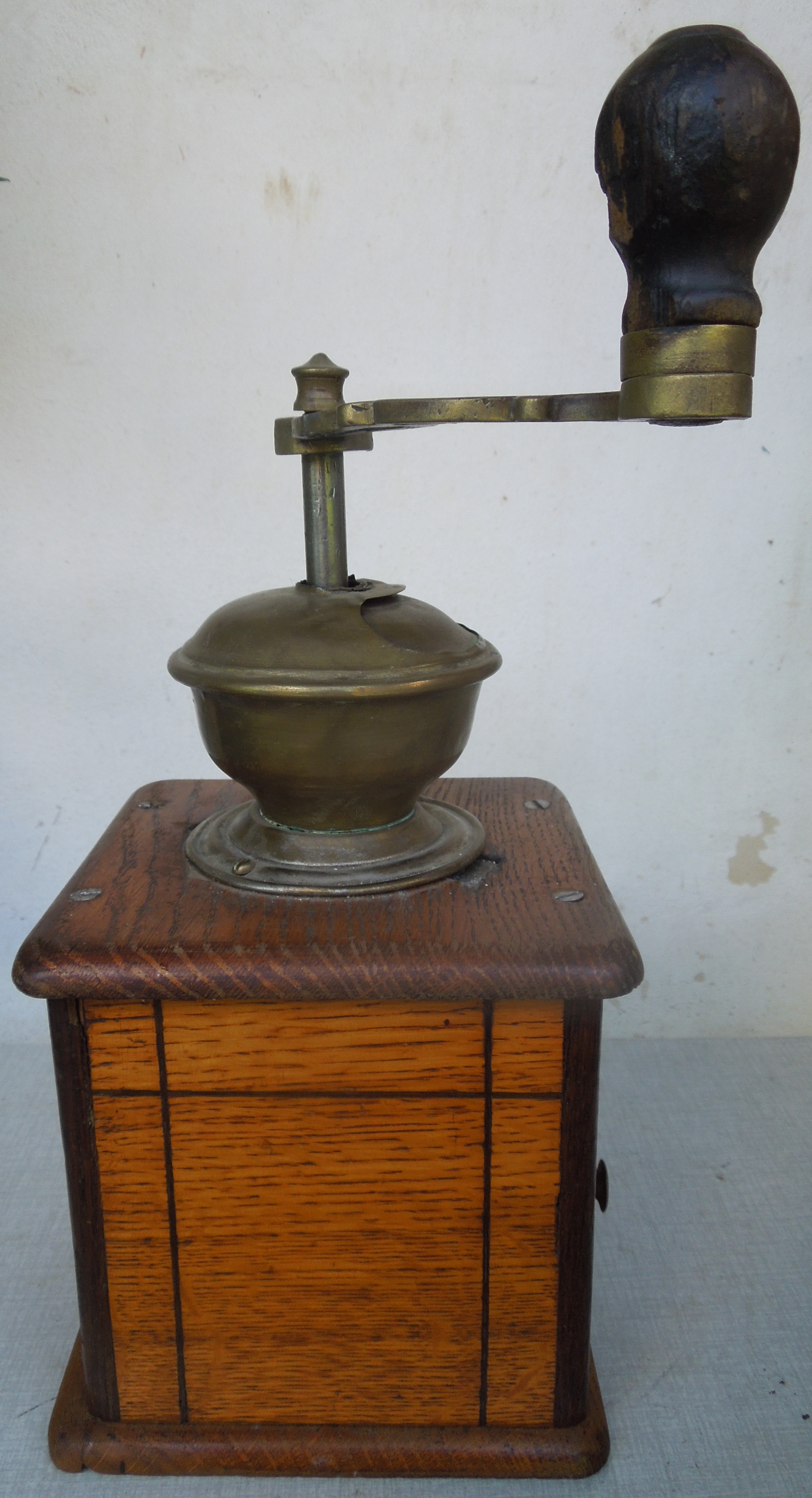 STAROŽITNOST, MLÝNEK, KAFEMLÝNEK, KÁVOMLÝNEK