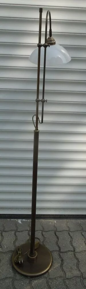 LAMPIČKA STOJACÍ POLOHOVATELNÁ 1KS