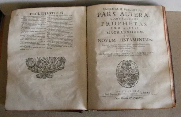 BIBLIA SACRA 1715