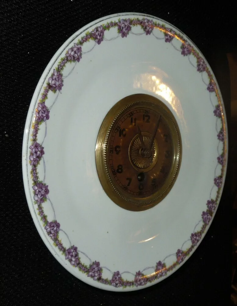 HODINY PORCELÁNOVÉ NÁSTĚNNÉ FIALKY