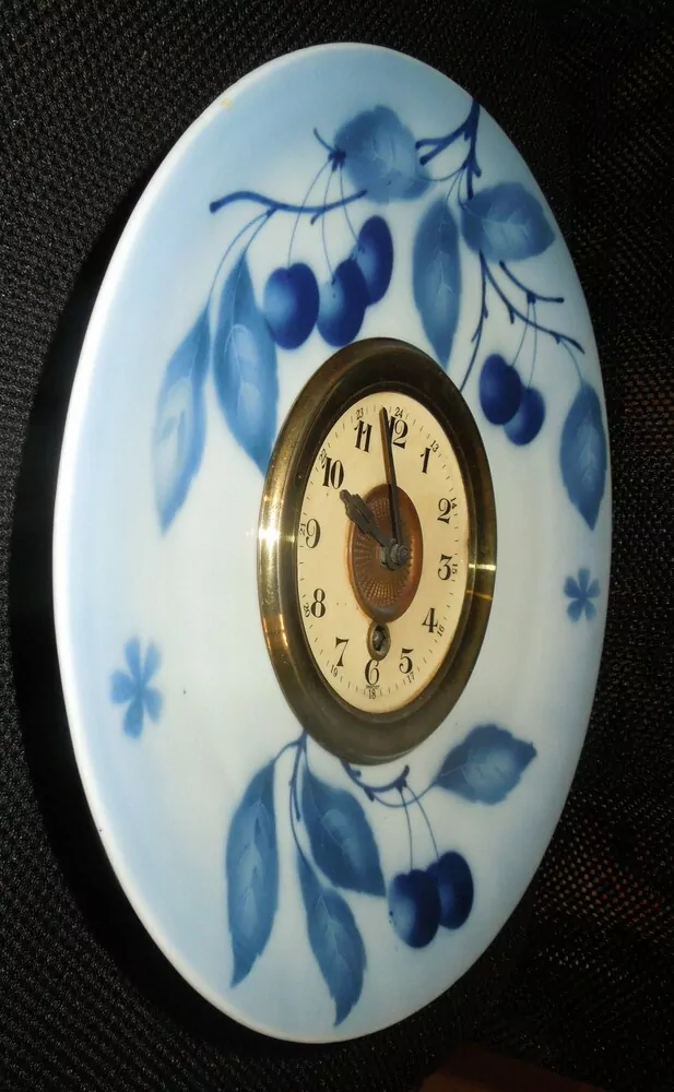 HODINY PORCELÁNOVÉ KUCHYŇSKÉ PORCELÁNKY MODRÉ TŘEŠNĚ TEPLICE