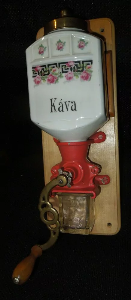 STAROŽITNÝ MLÝNEK KAFEMLÝNEK KÁVOMLÝNEK 