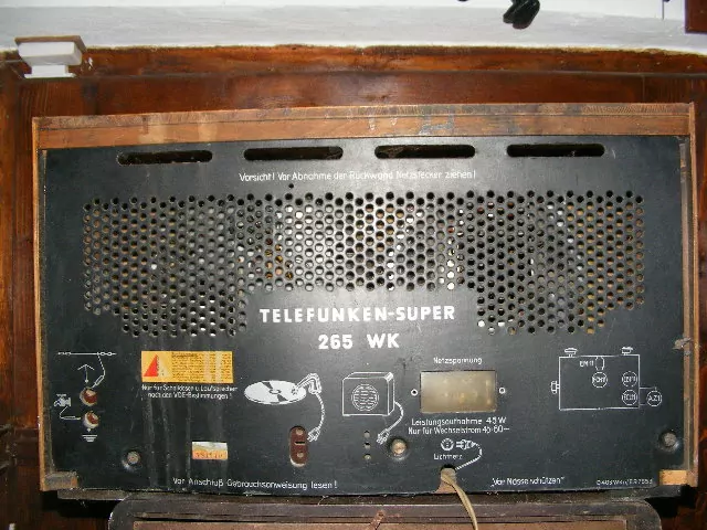 RÁDIO TELEFUNKEN SUPER
