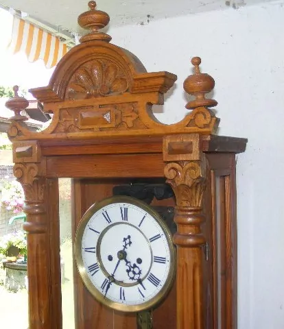 HODINY DVOUZÁVAŽOVÉ