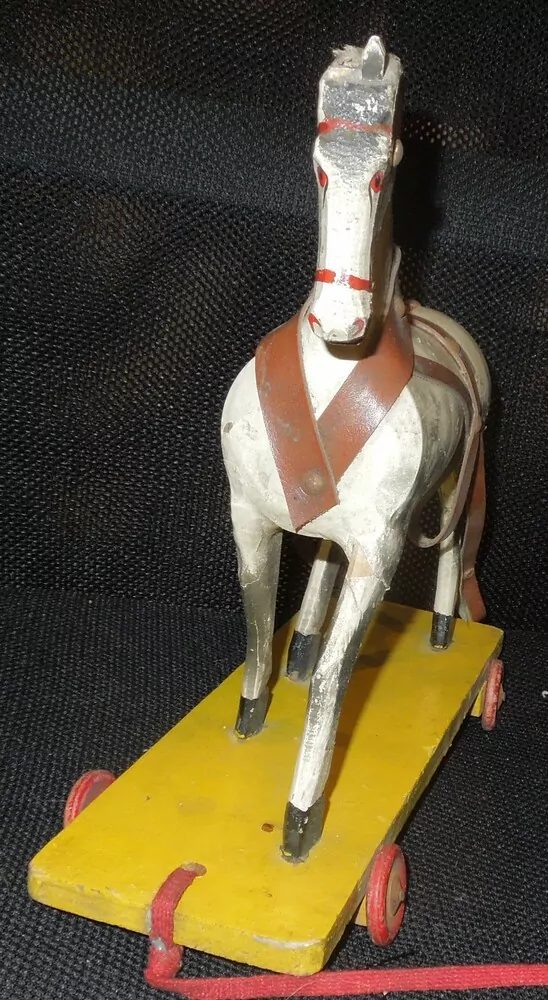 KONÍK PRO DĚTI, KŮŇ