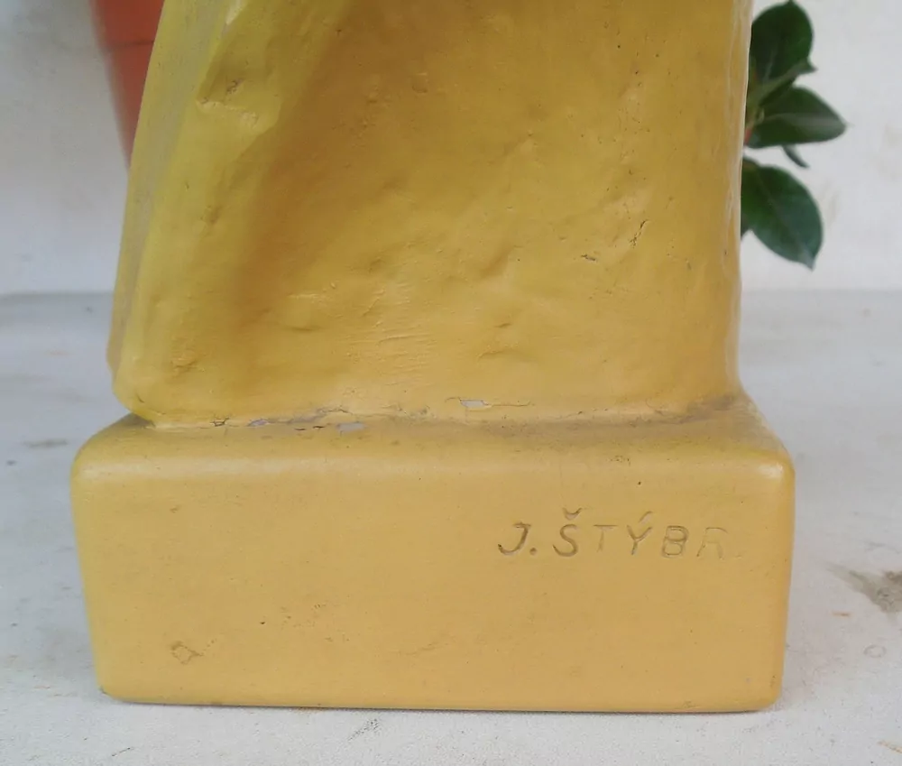 SOCHA BUSTA, BYSTA EDUARD BENEŠ