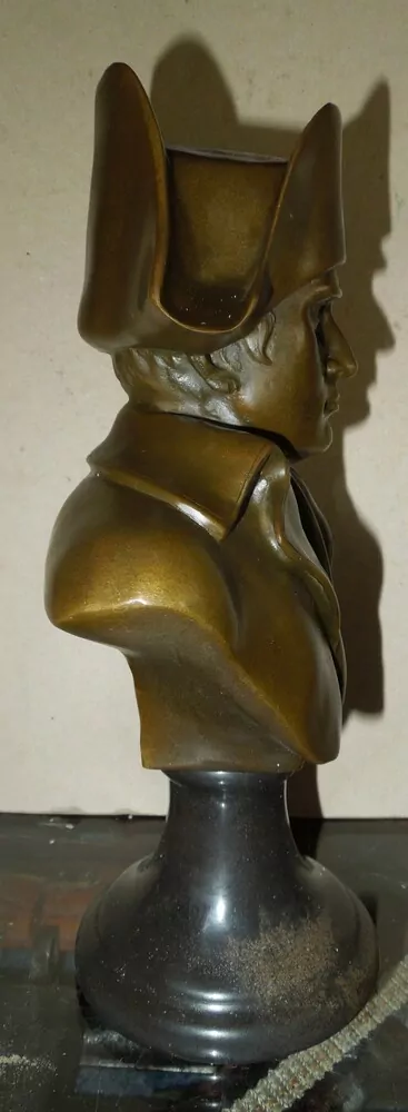 Bronzová socha Napoleon