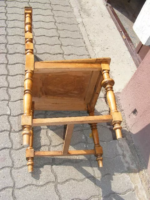 ŽIDLE 1 KS