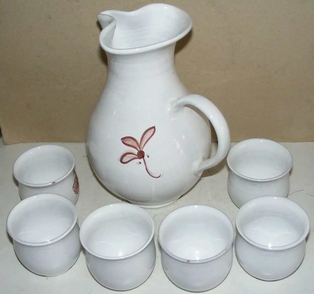 DŽBÁN A HRNKY DO VINNÉHO SKLEPA, VINAŘSTVÍ MOTIV HROZNY