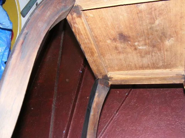 Výprodej skladu KOMODA STOLEK