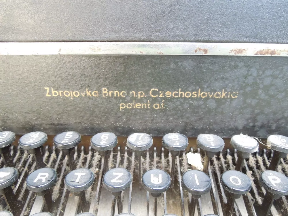PSACÍ STROJ ZETA