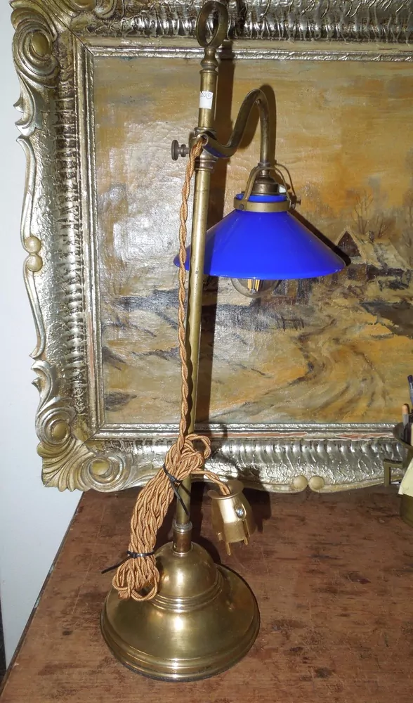 STAROŽITNÁ LAMPA ELEKTRICKÁ LAMPIČKA