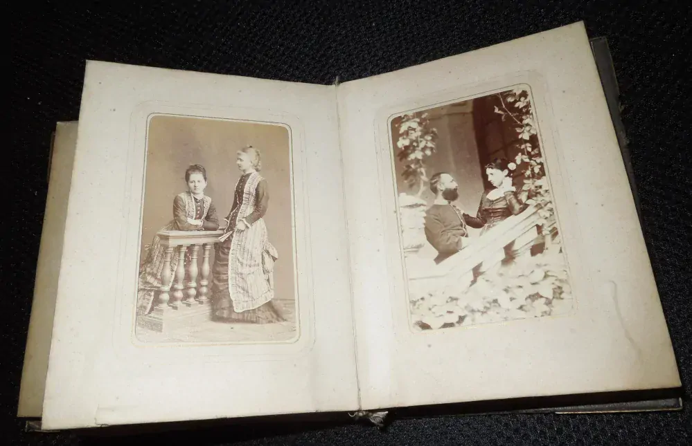 KABINETKY + ALBUM KABINETKA