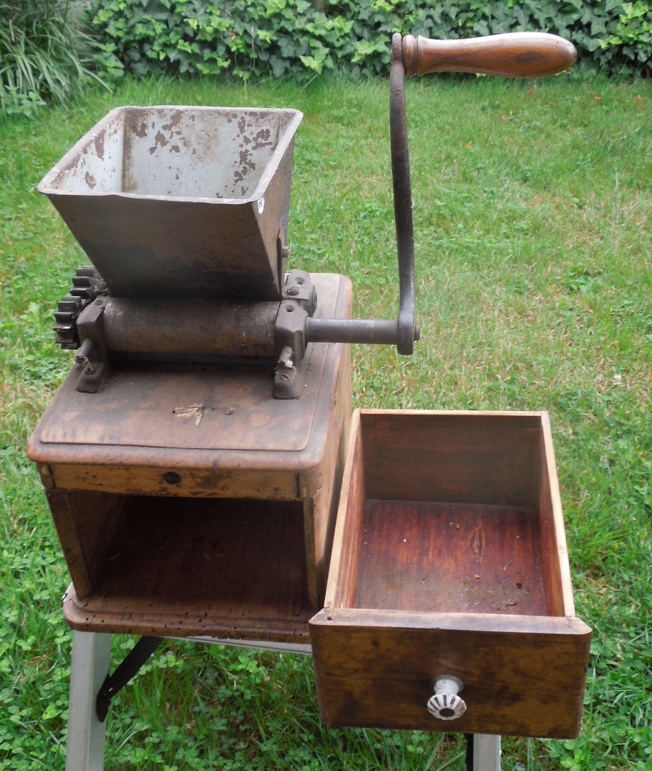 STAROŽITNÝ MLÝNEK 