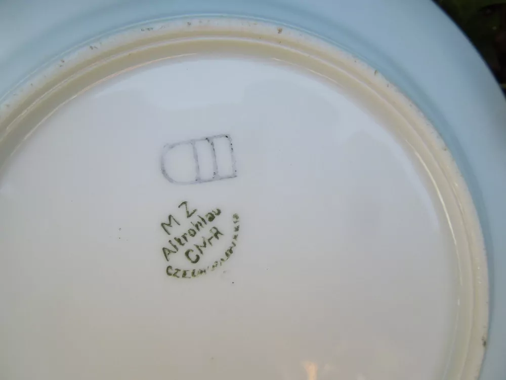 TALÍŘEK PORCELÁNOVÝ "ALTROHLAU"